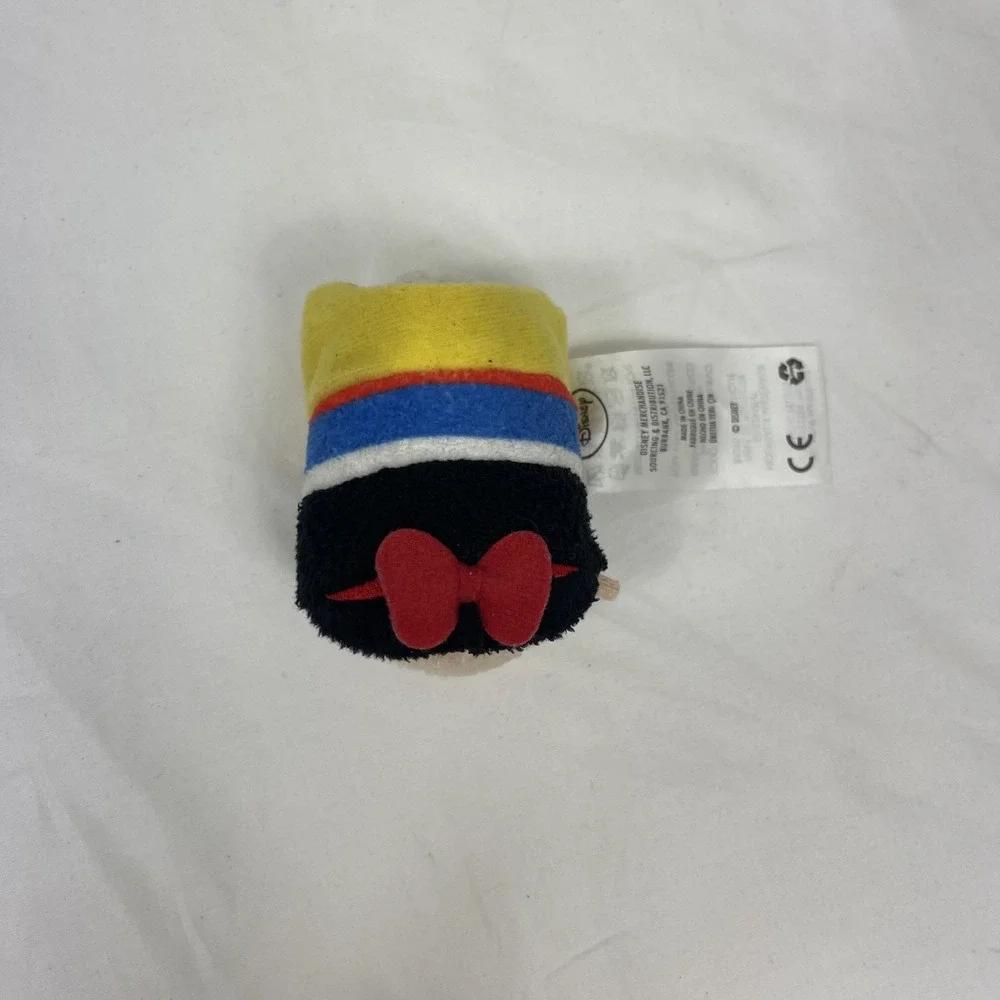 Disney Parks Tsum Tsum Snow White & The Seven Dwarfs Cottage Plush 5‎ Only READ